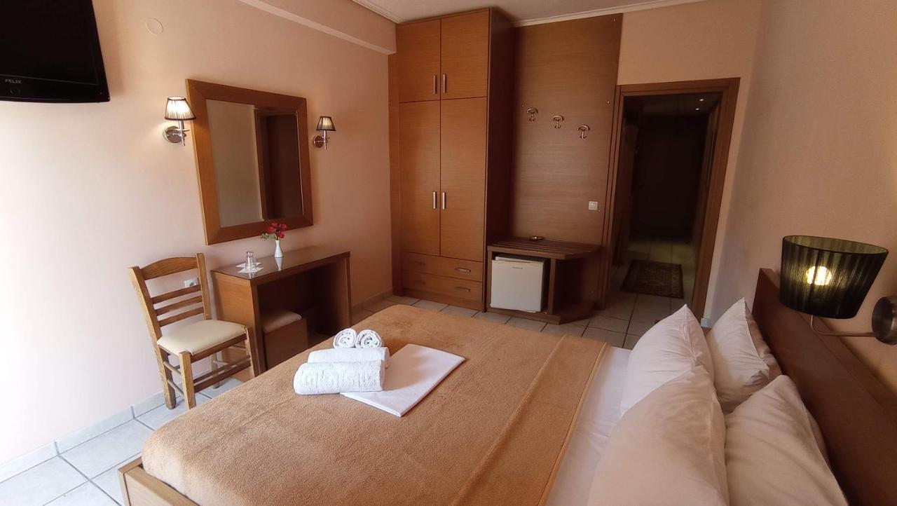Hotel Lito Paralía Extérieur photo
