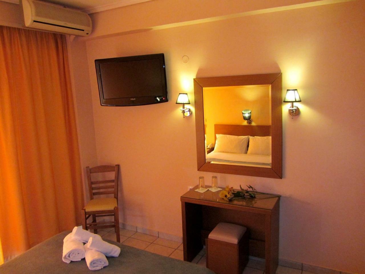 Hotel Lito Paralía Extérieur photo